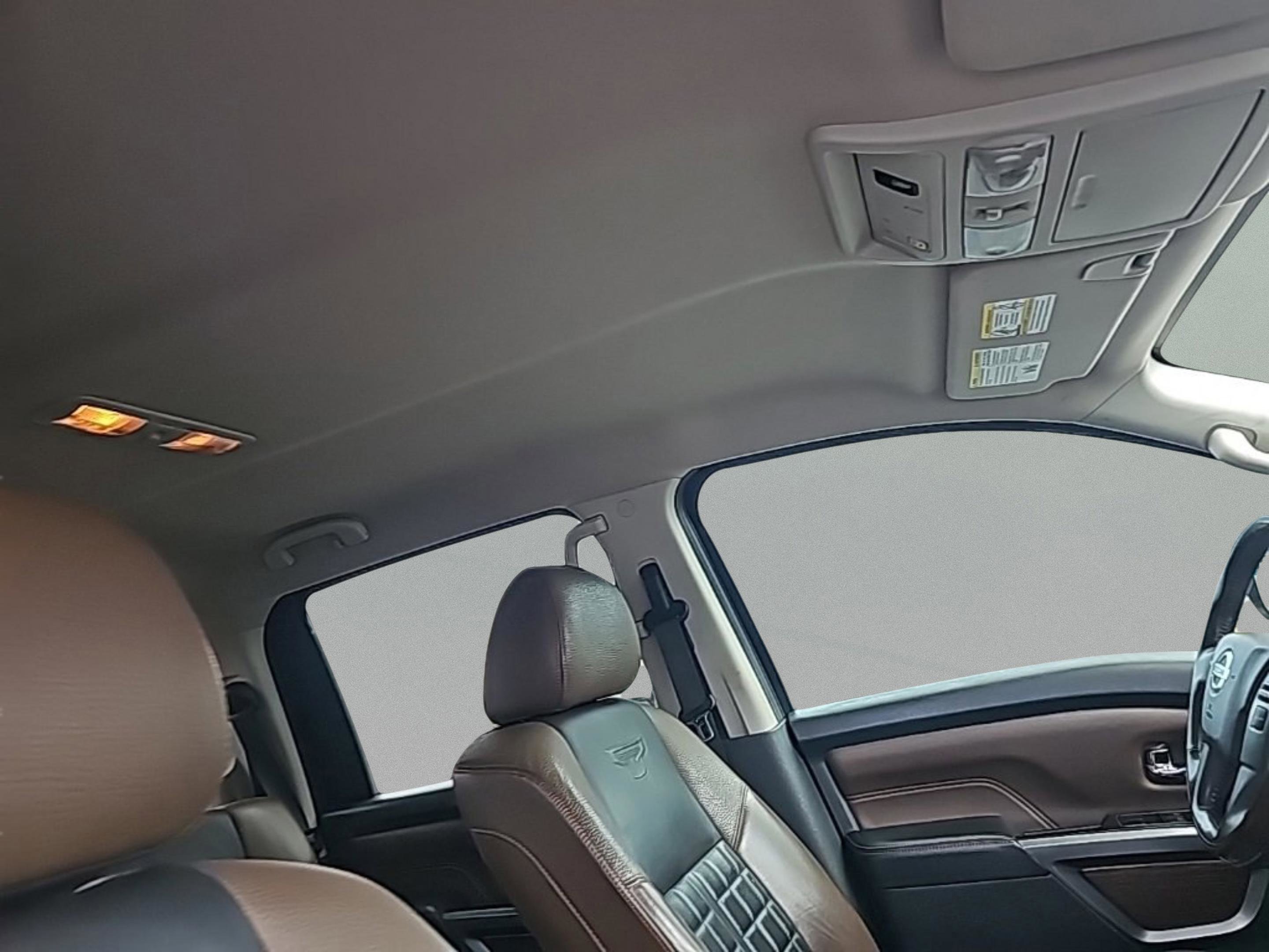 Used 2018 Nissan Titan Platinum Reserve w/ Platinum Utility Package image 27