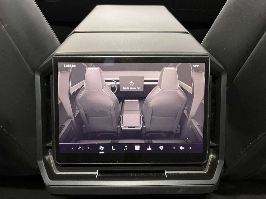 Used 2024 Tesla Cybertruck AWD Crew Cab image 18