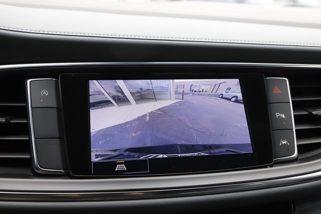 Used 2022 Buick Enclave Essence FWD image 27