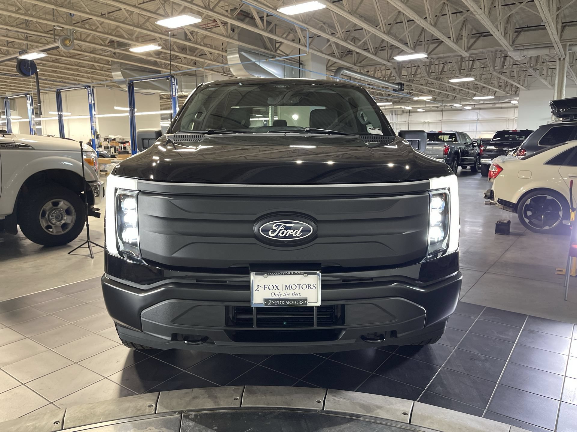 New 2024 Ford F150 Lightning Pro w/ Tow Technology Package AWD/4WD image 13