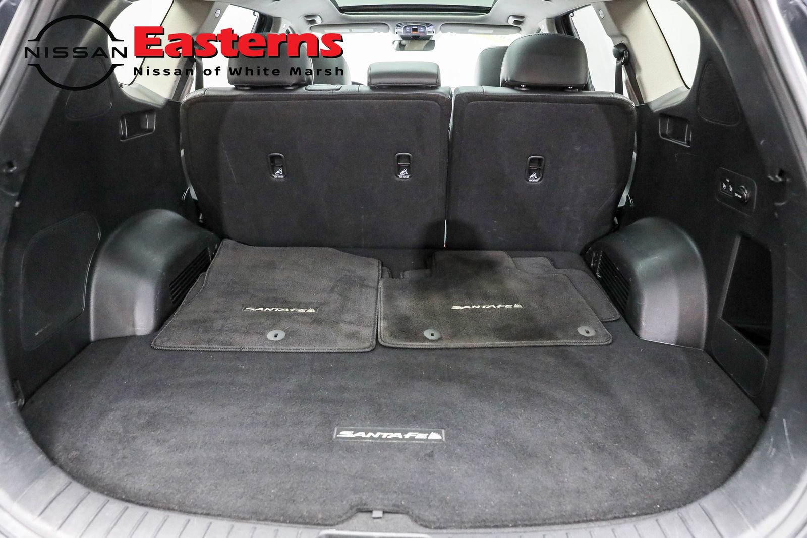 Used 2023 Hyundai Santa Fe Limited AWD/4WD image 9