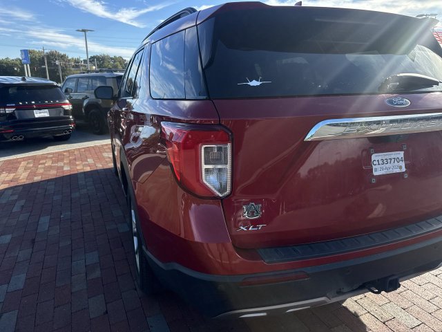 Used 2020 Ford Explorer XLT w/ Equipment Group 202A AWD/4WD image 8