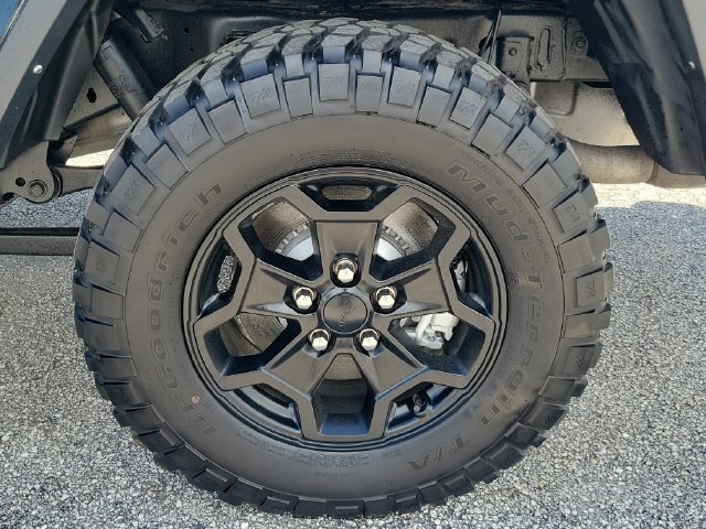 Used 2023 Jeep Gladiator Sport AWD/4WD image 10