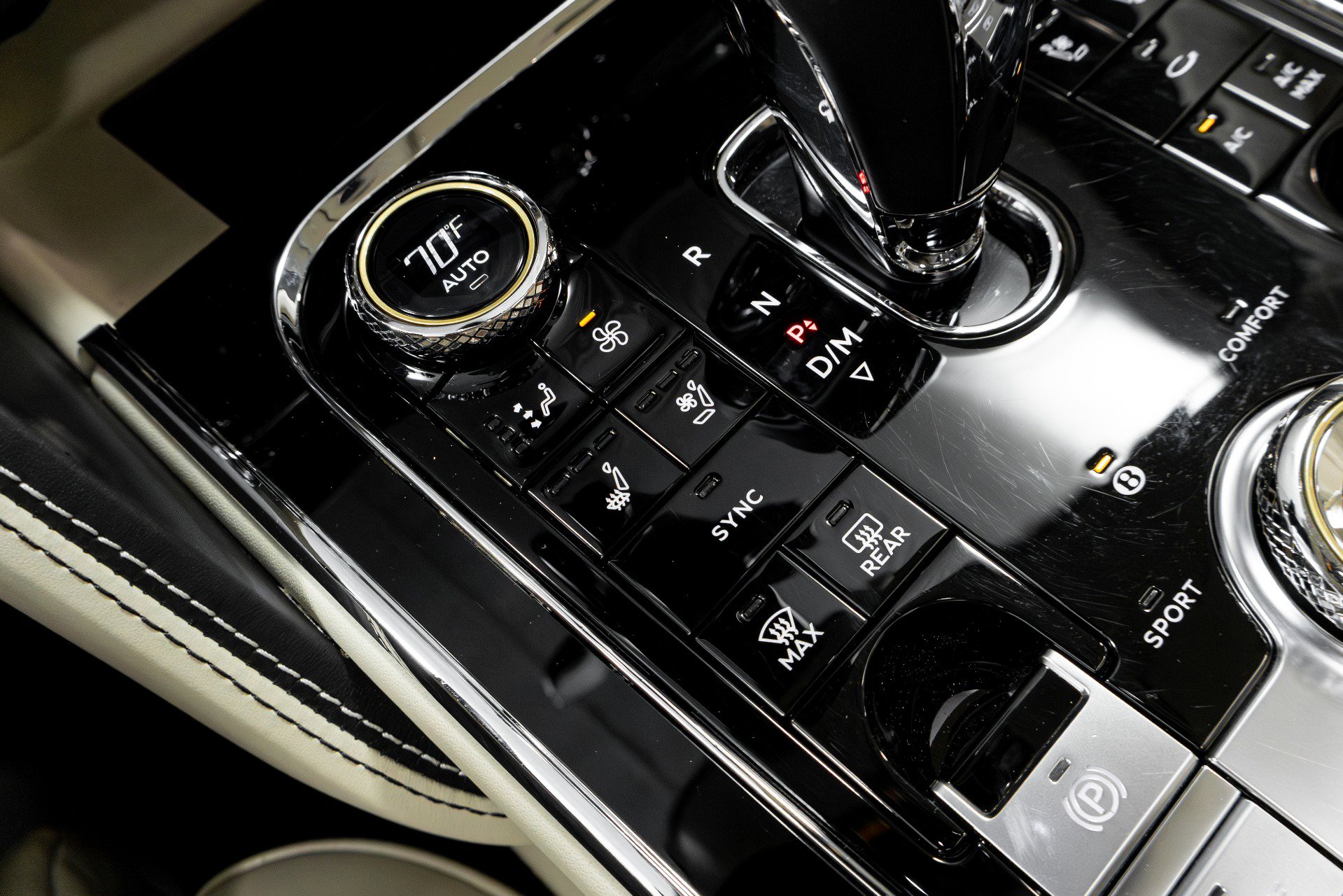 Used 2021 Bentley Flying Spur W12 image 70