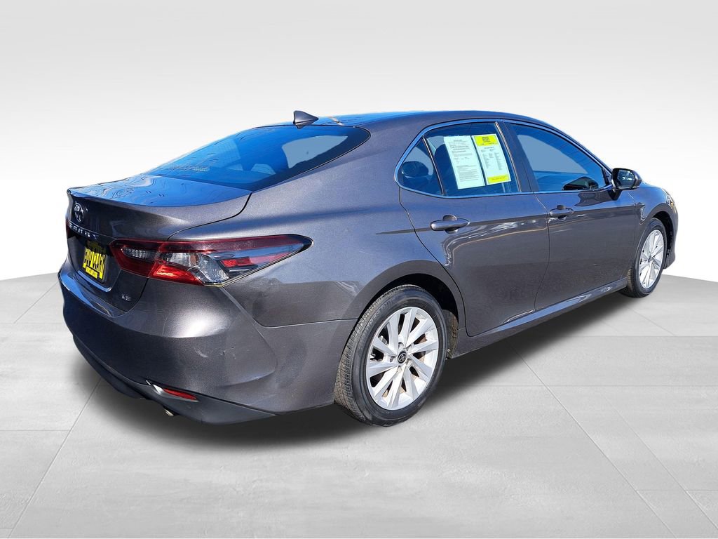 Used 2022 Toyota Camry LE w/ Convenience Package FWD image 6