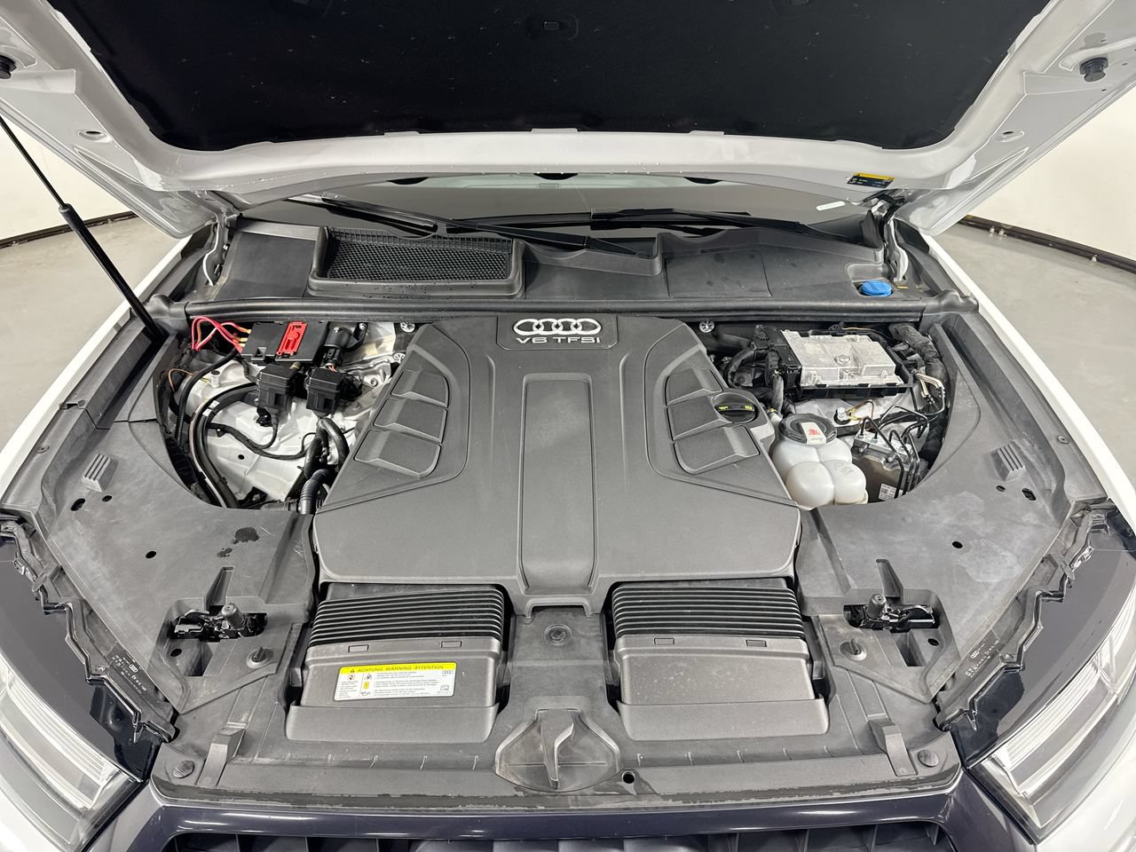 Used 2018 Audi Q7 3.0T Prestige w/ Prestige Package AWD/4WD image 27