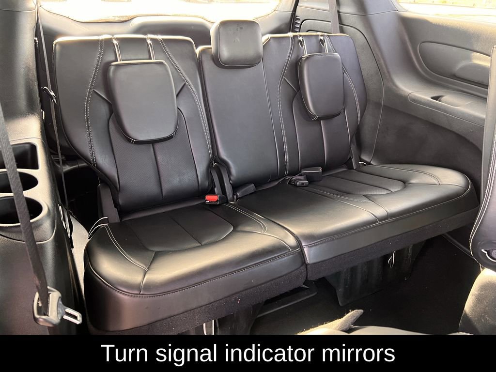 Used 2024 Chrysler Pacifica Select image 34