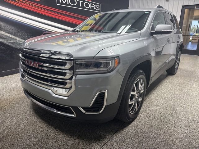 Used 2023 GMC Acadia SLE w/ Driver Convenience Package image 2
