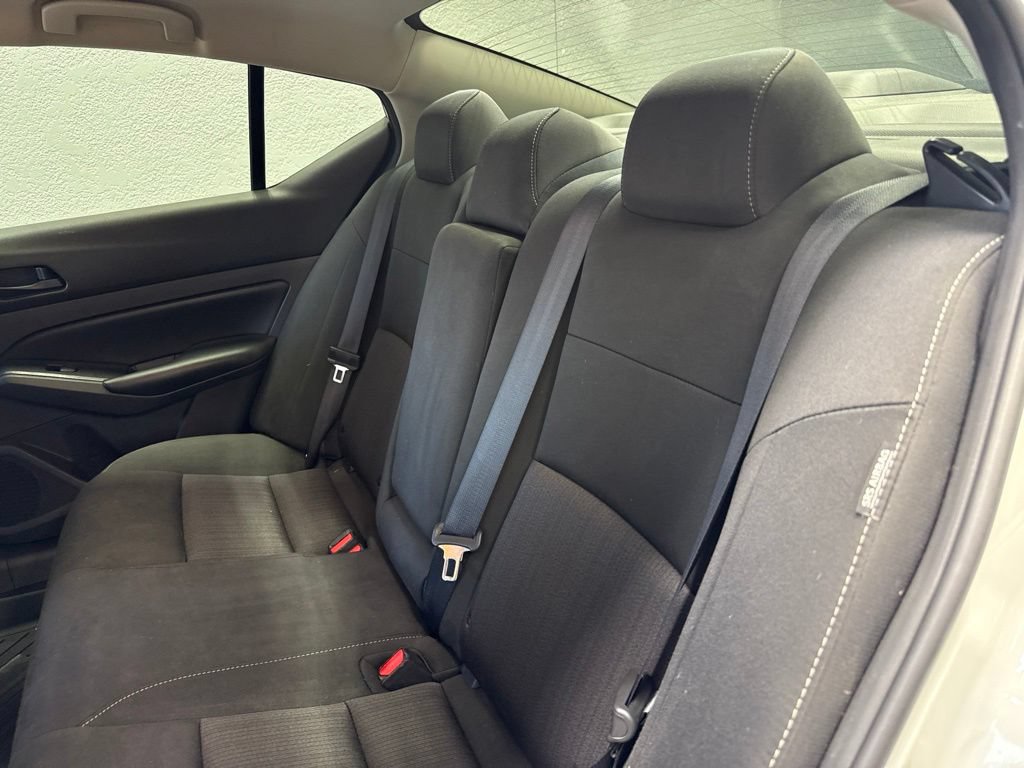 Used 2023 Nissan Altima 2.5 S FWD image 16