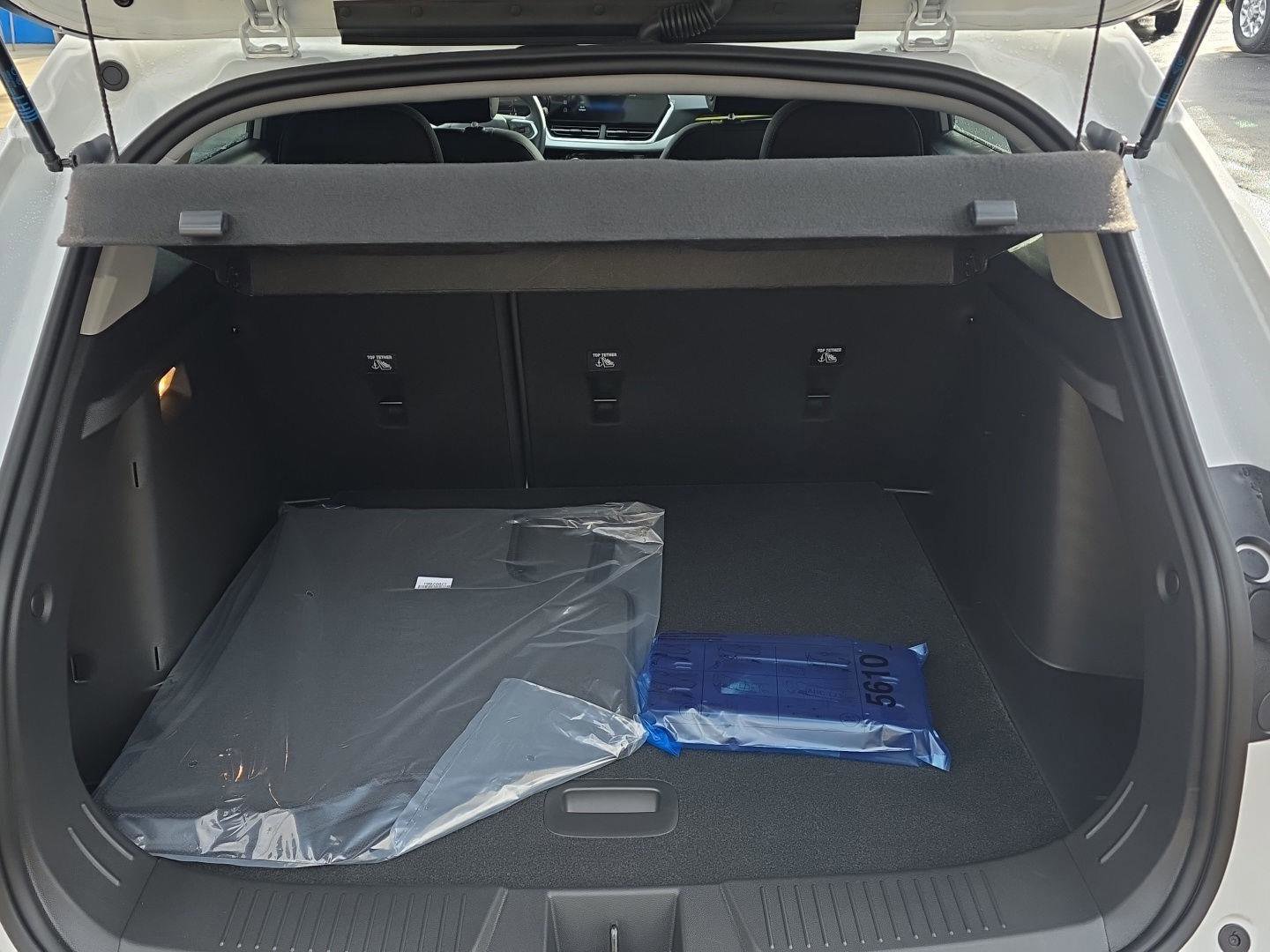 New 2025 Chevrolet Trax LT w/ Driver Confidence Package image 21