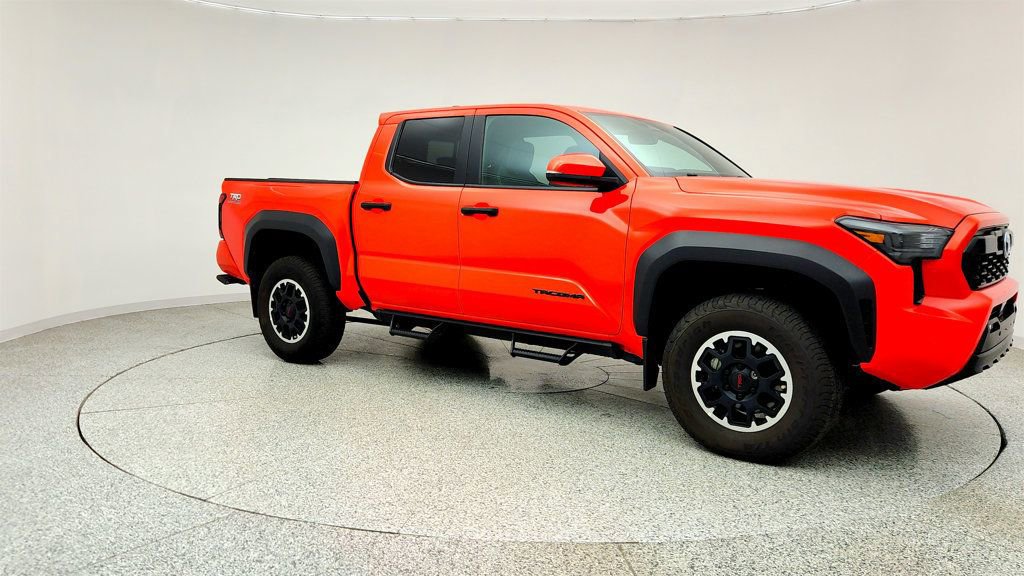 Used 2024 Toyota Tacoma TRD Off-Road w/ TRD Off Road Upgrade Package AWD/4WD image 3