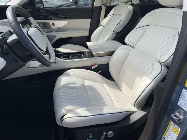Certified 2025 Lincoln Nautilus Black Label w/ Jet Appearance Package AWD/4WD image 26