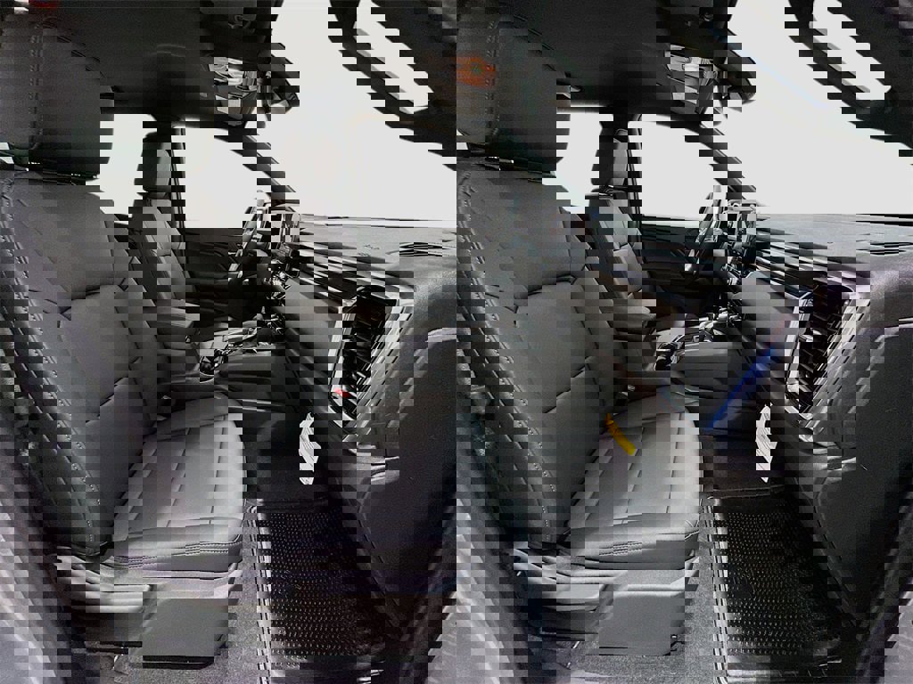 New 2026 GMC Canyon Elevation w/ Convenience Package image 31