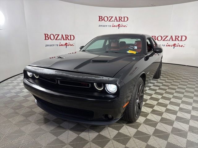 Used 2016 Dodge Challenger R/T Plus RWD image 4