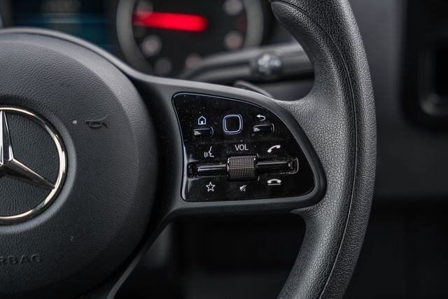 Used 2024 Mercedes-Benz Sprinter 2500 image 24