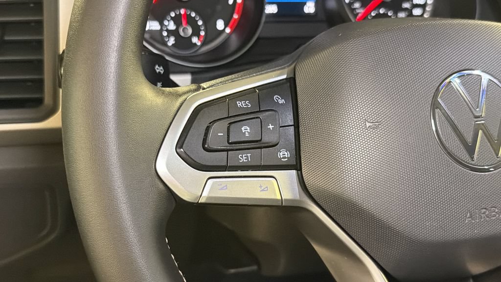 Used 2021 Volkswagen Atlas Cross Sport SE w/ Panoramic Sunroof Package AWD/4WD image 24