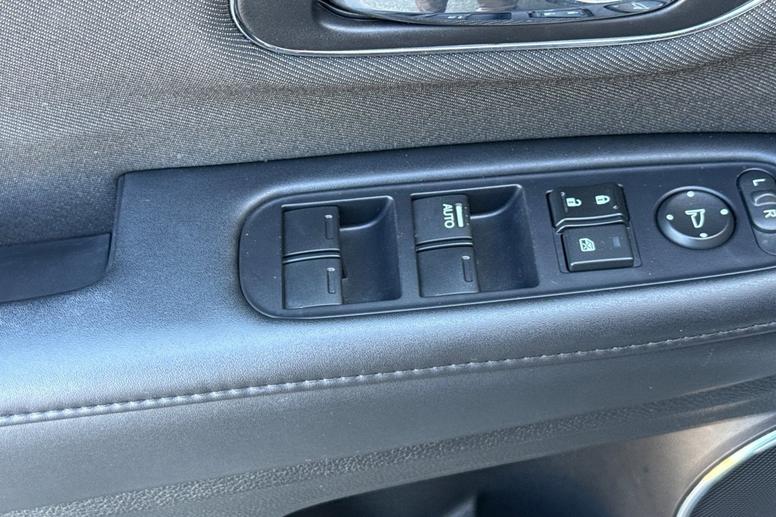 Certified 2019 Honda HR-V EX image 12