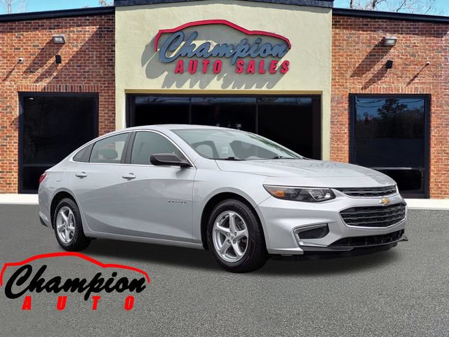 Used 2018 Chevrolet Malibu LS FWD image 1