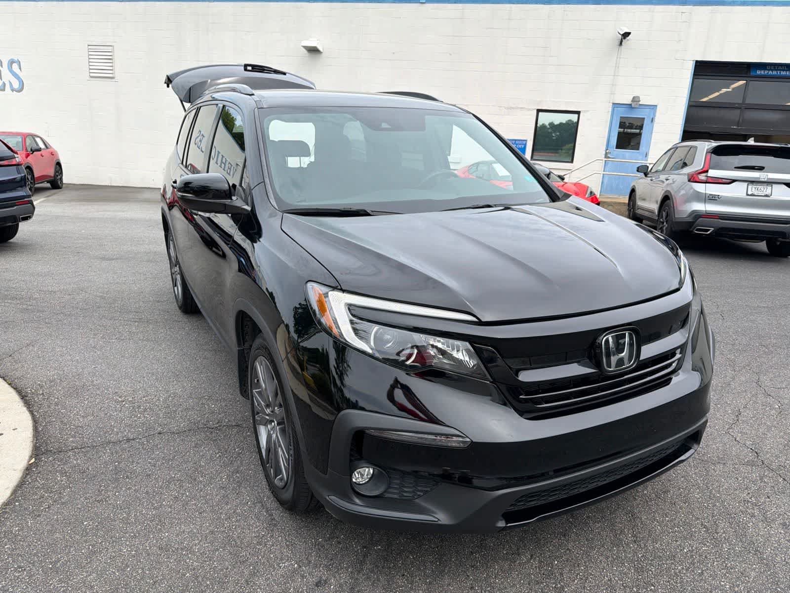 Used 2022 Honda Pilot Sport image 14