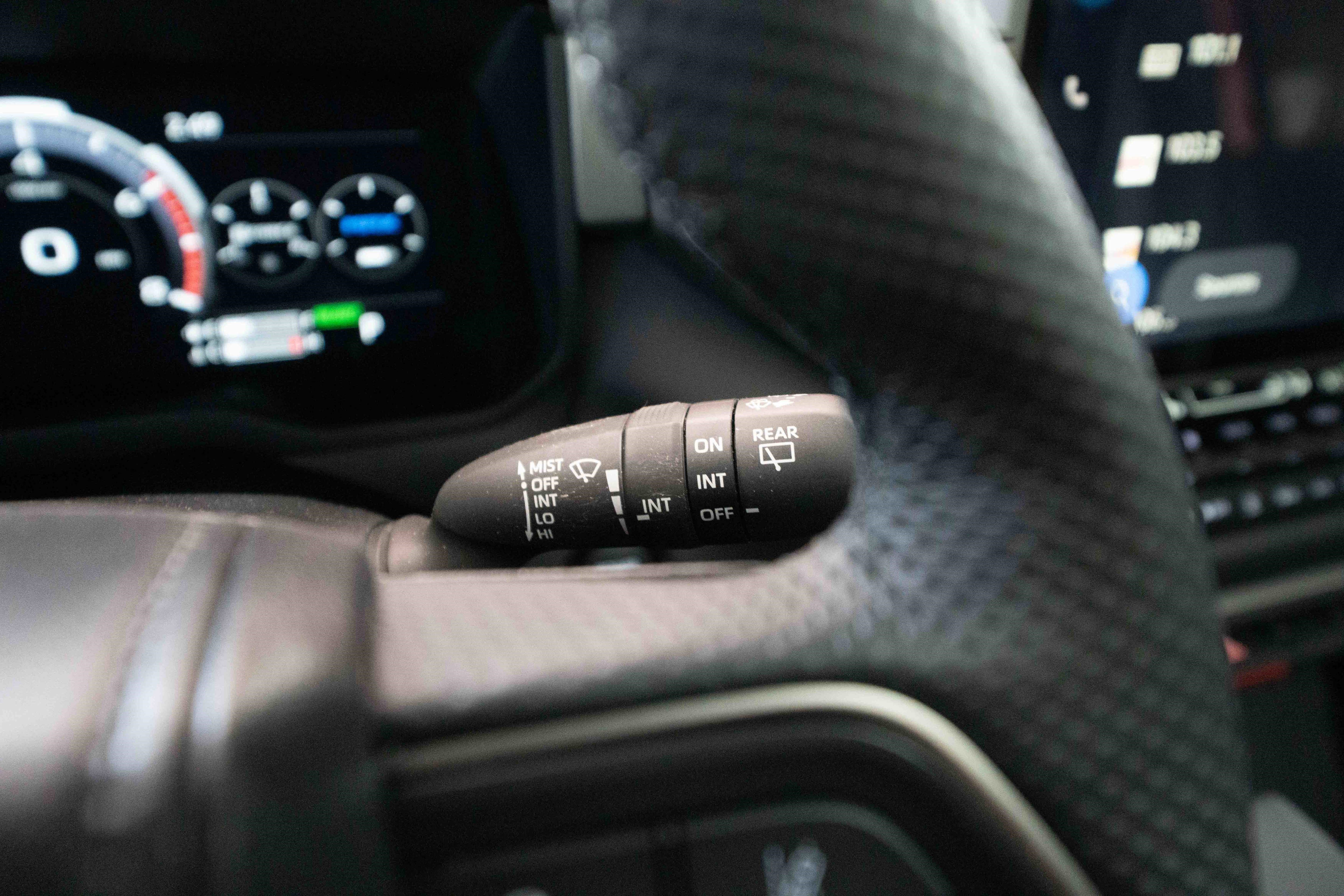 Used 2025 Toyota Sequoia Limited w/ Tow Technology Package image 14