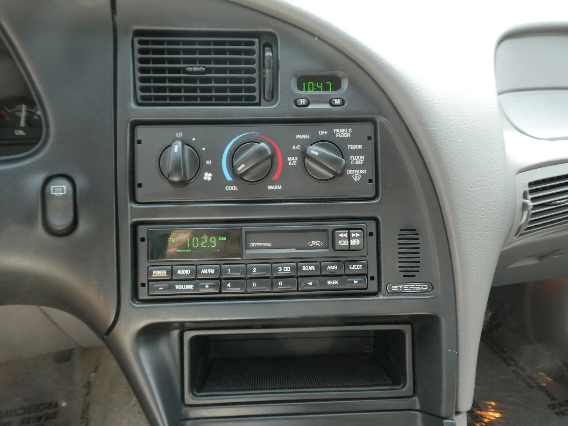 Used 1996 Ford Thunderbird LX RWD image 20