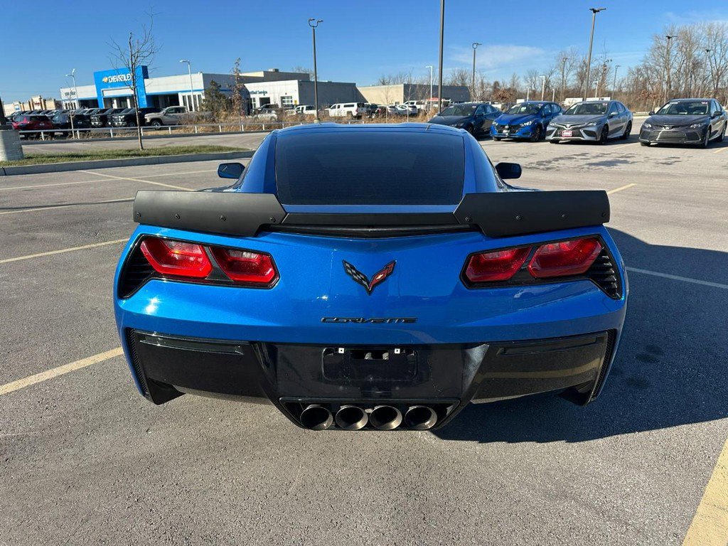 Used 2016 Chevrolet Corvette Stingray Coupe w/ Carbon Flash Badge Package image 4