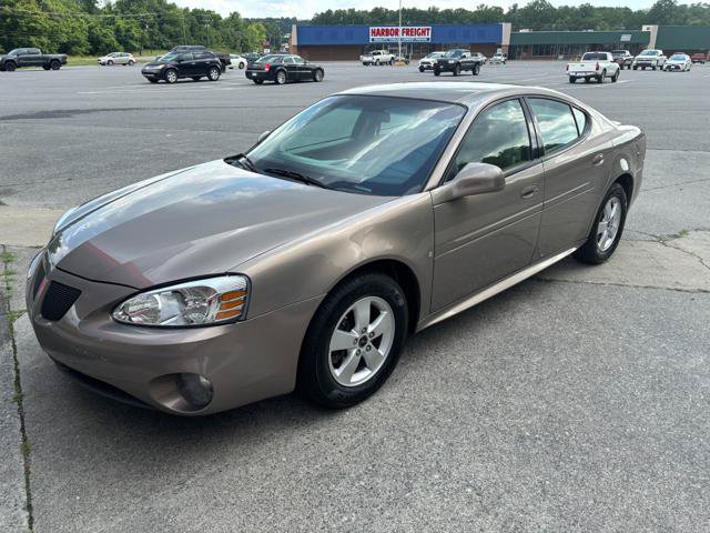 Used 2006 Pontiac Grand Prix w/ Preferred Package FWD image 10