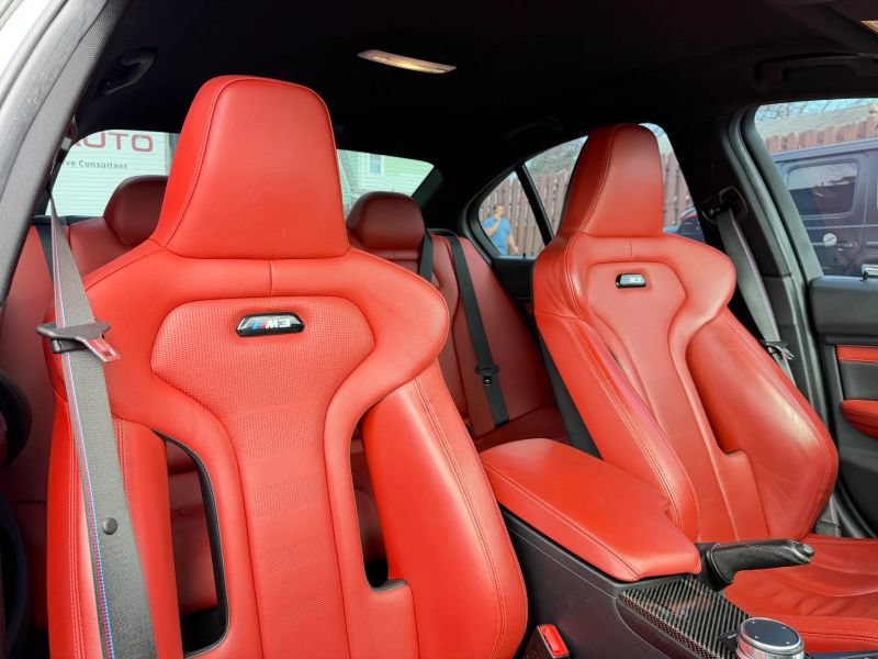 Used 2018 BMW M3 w/ Competition Package RWD image 32