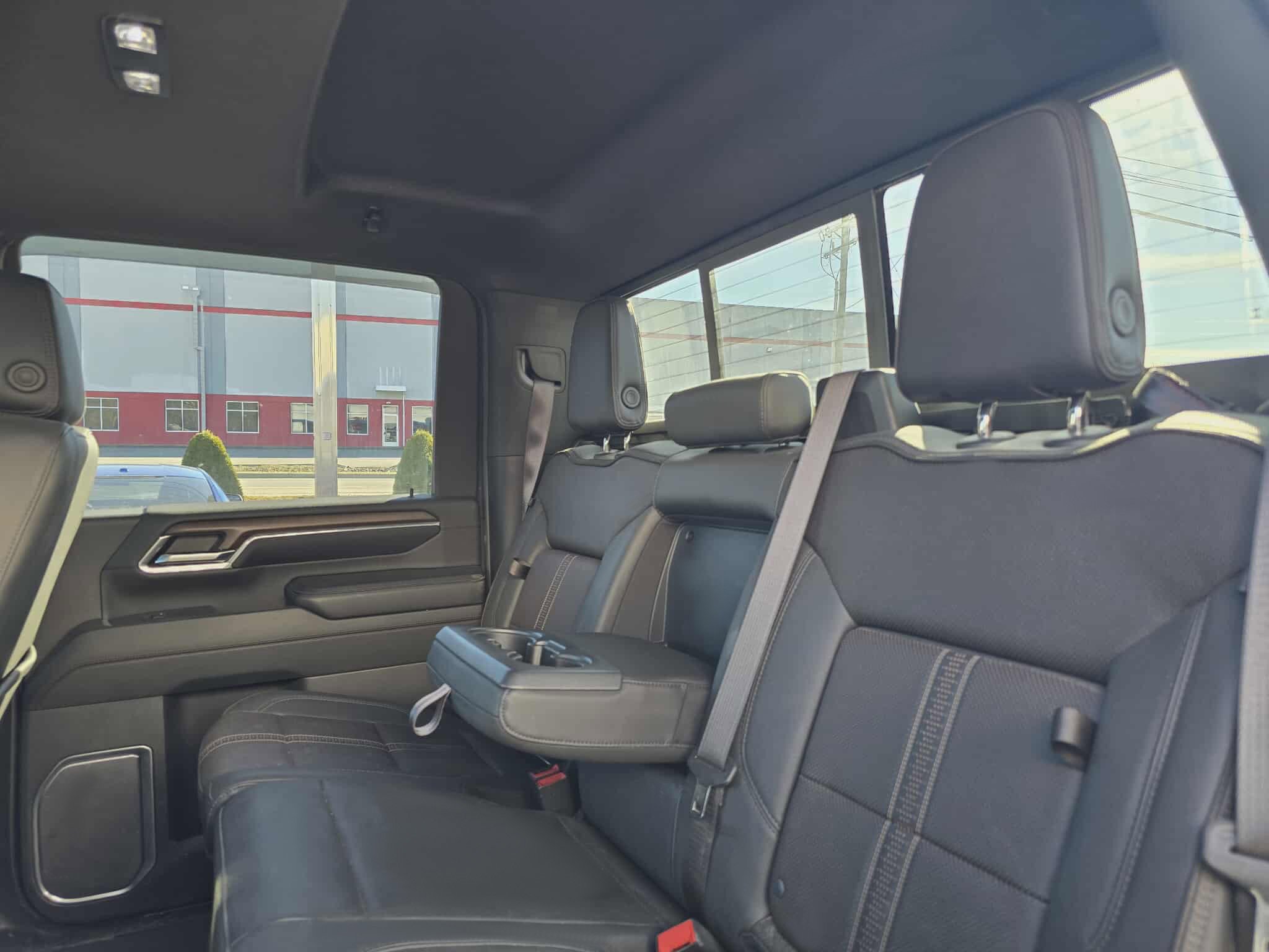 Used 2024 Chevrolet Silverado 3500 High Country w/ High Country Premium Package image 11