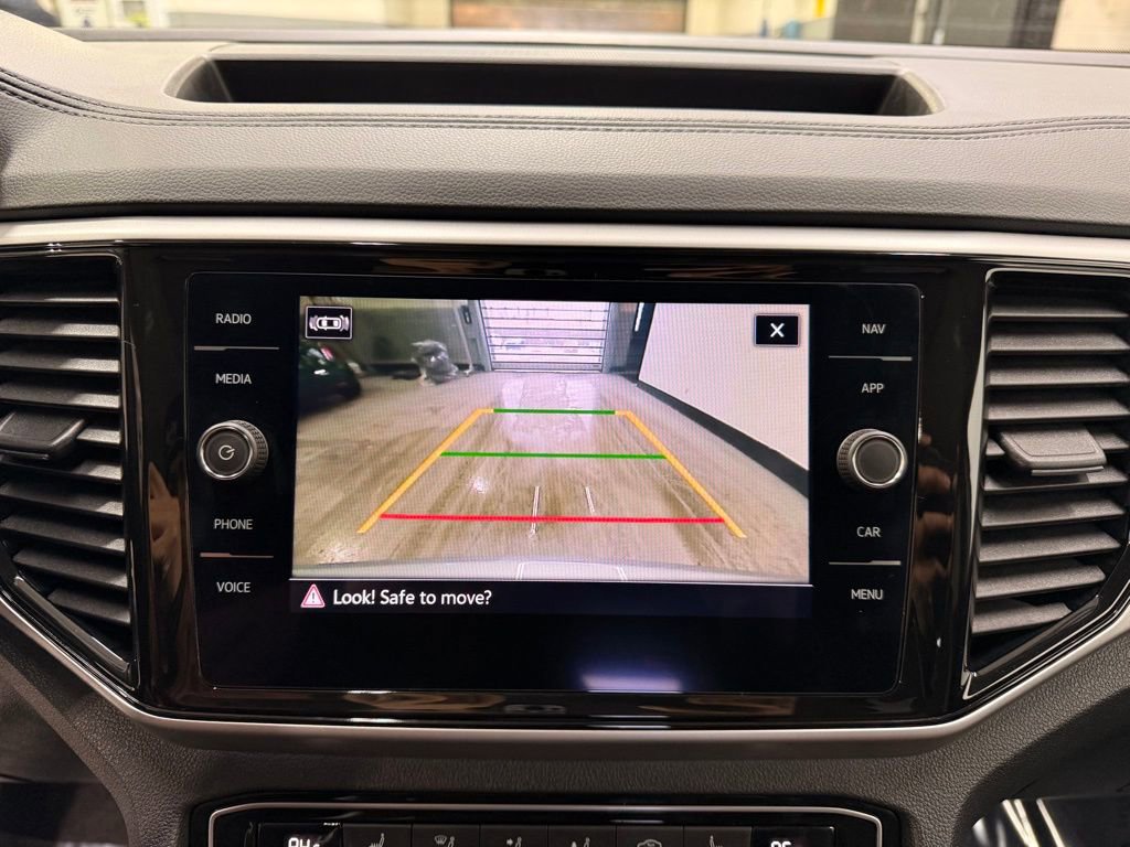 Used 2021 Volkswagen Atlas SEL image 17