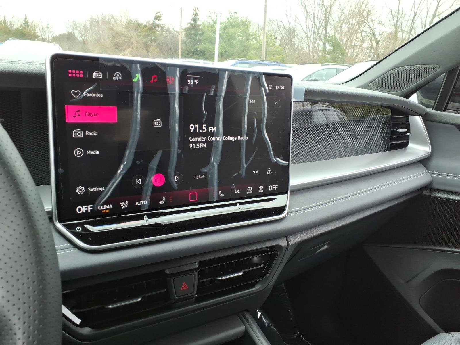 New 2026 Volkswagen Tiguan SE R-Line image 17