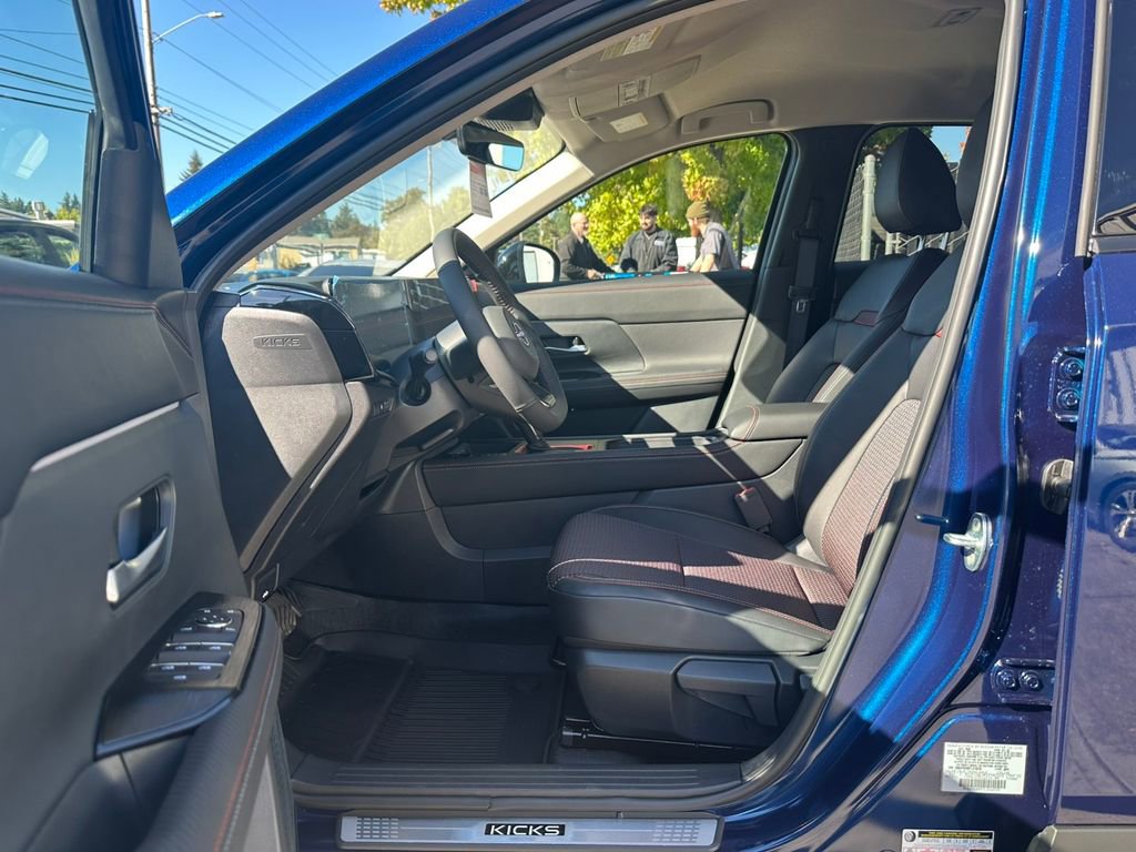 New 2026 Nissan Kicks SR w/ Illumination Package image 14