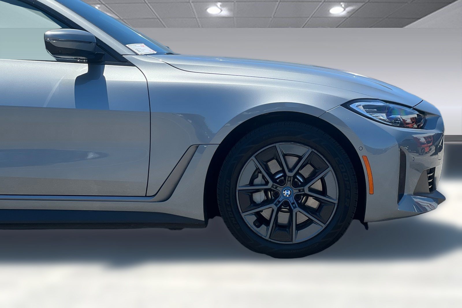 Used 2023 BMW i4 eDrive35 RWD image 35