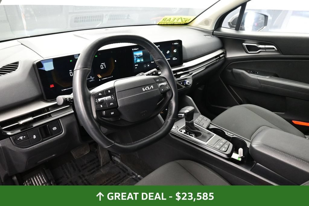 Used 2026 Kia Sportage LX FWD image 21