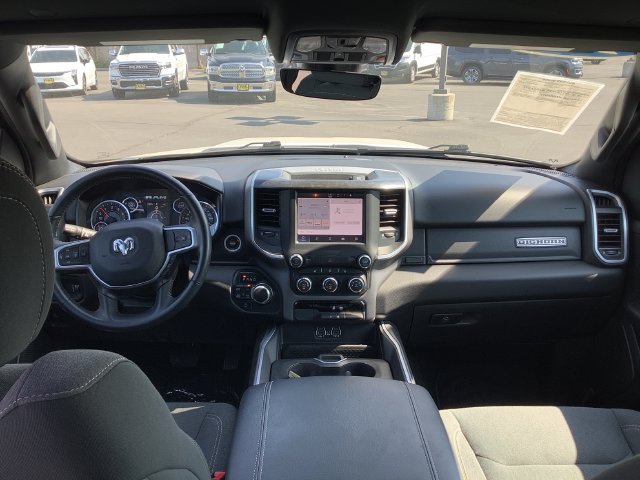 Used 2023 RAM 1500 Big Horn AWD/4WD image 6