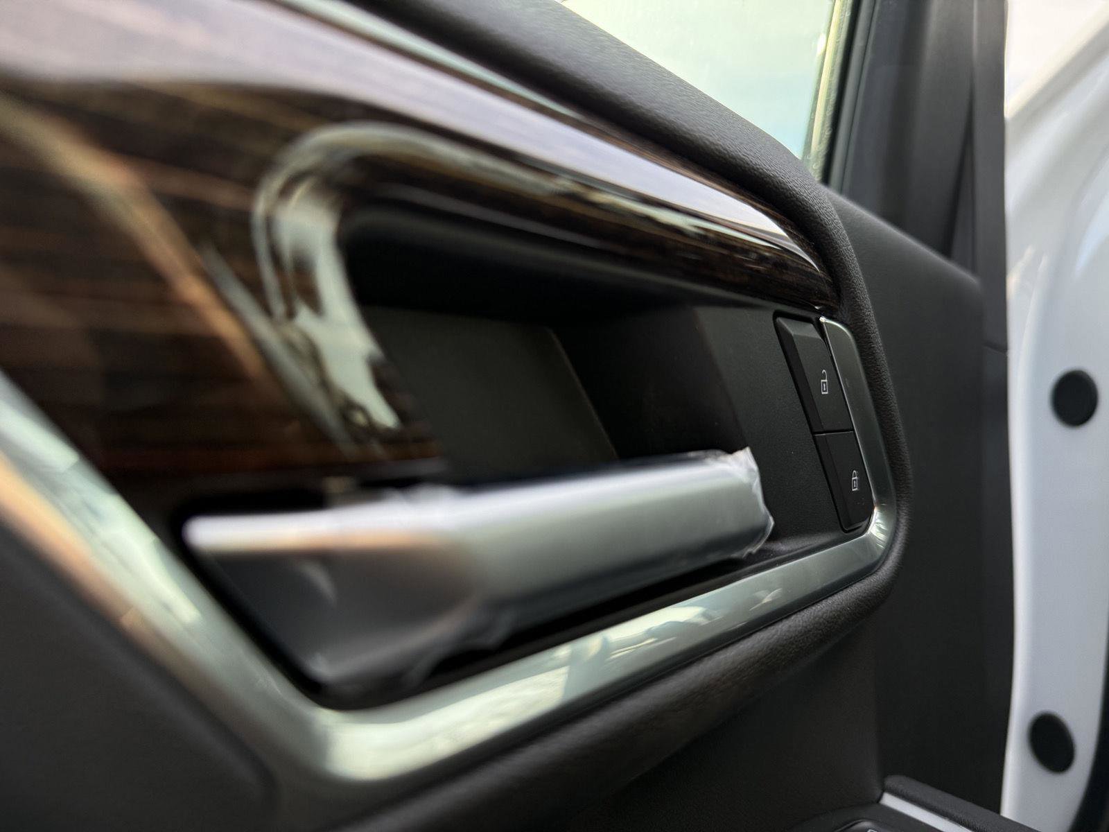 New 2026 GMC Sierra 2500 SLE w/ SLE Value Package; image 14