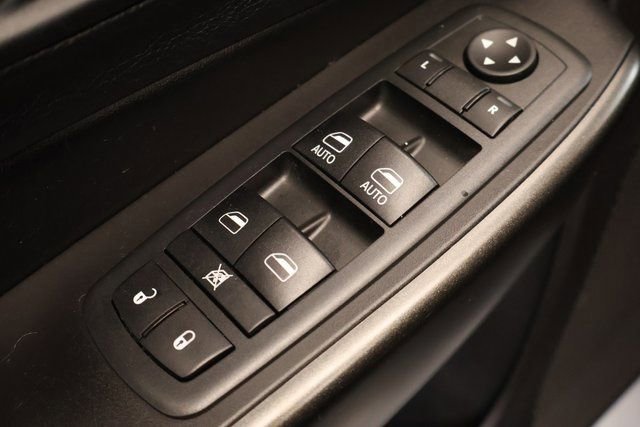 Used 2020 Jeep Cherokee Trailhawk w/ Comfort/Convenience Group image 11