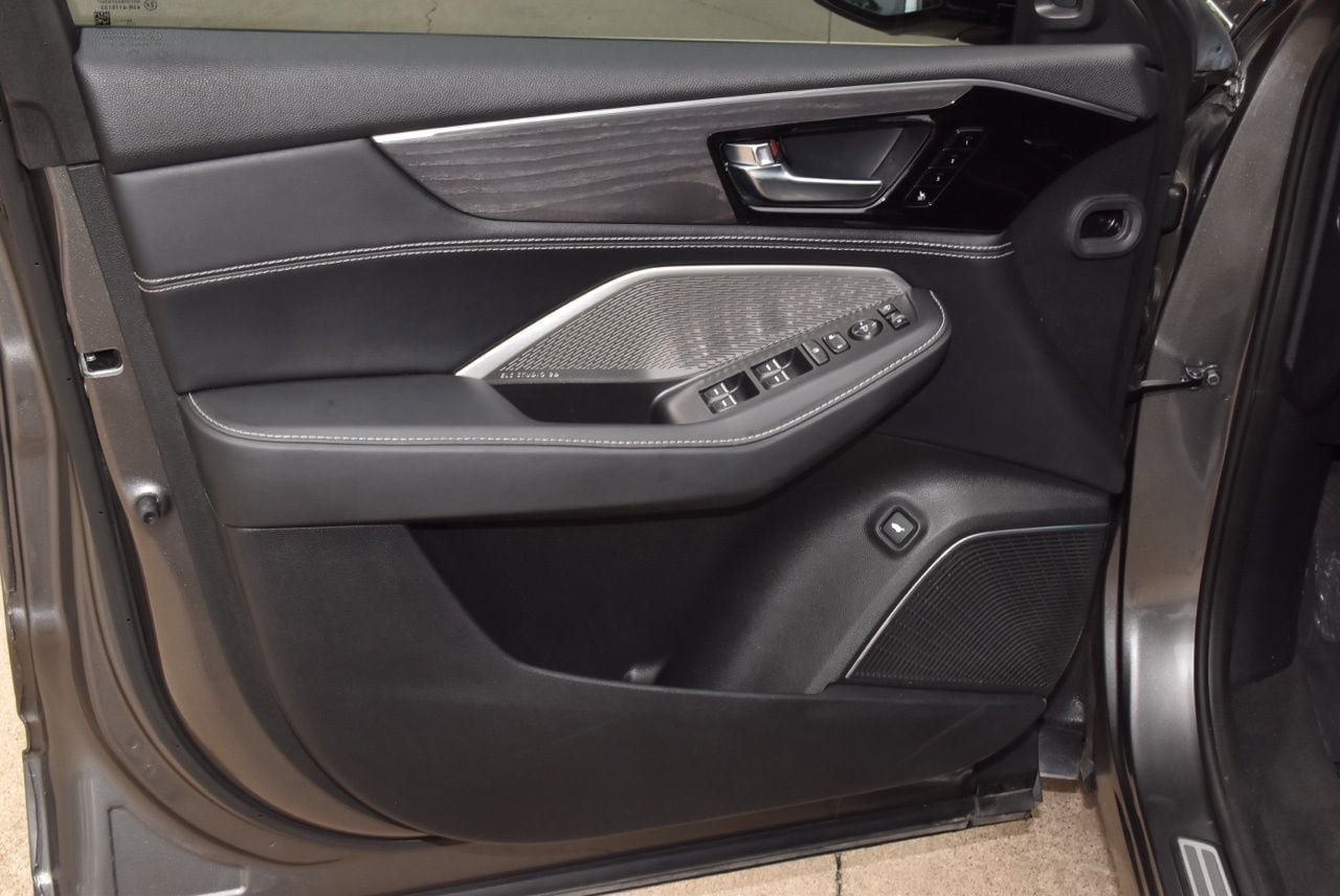 Used 2023 Acura MDX SH-AWD w/ Advance Package image 38