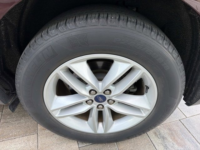 Used 2017 Ford Edge SEL w/ Equipment Group 201A image 33