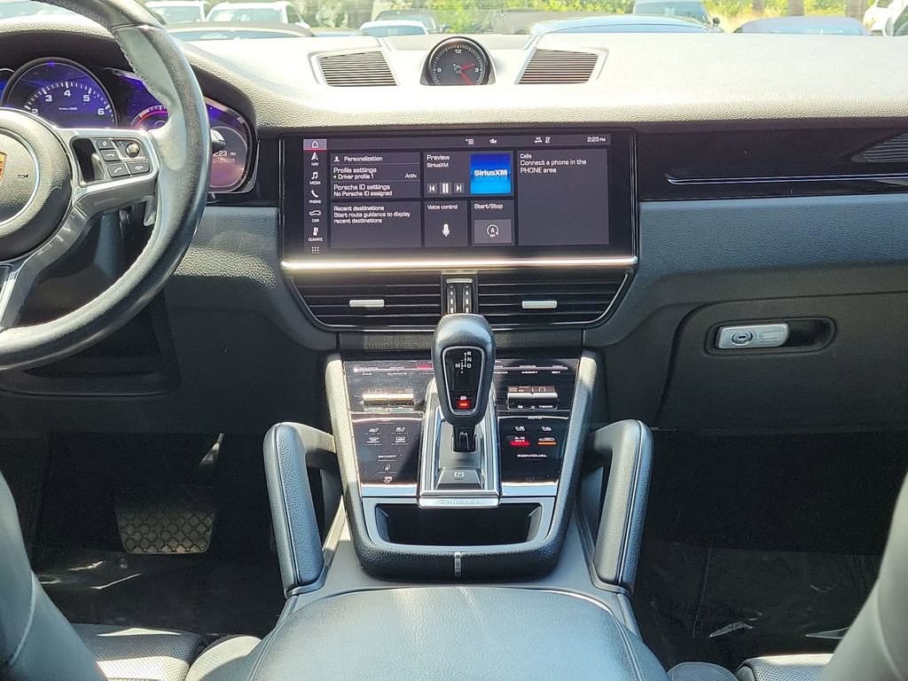 Certified 2020 Porsche Cayenne AWD/4WD image 20