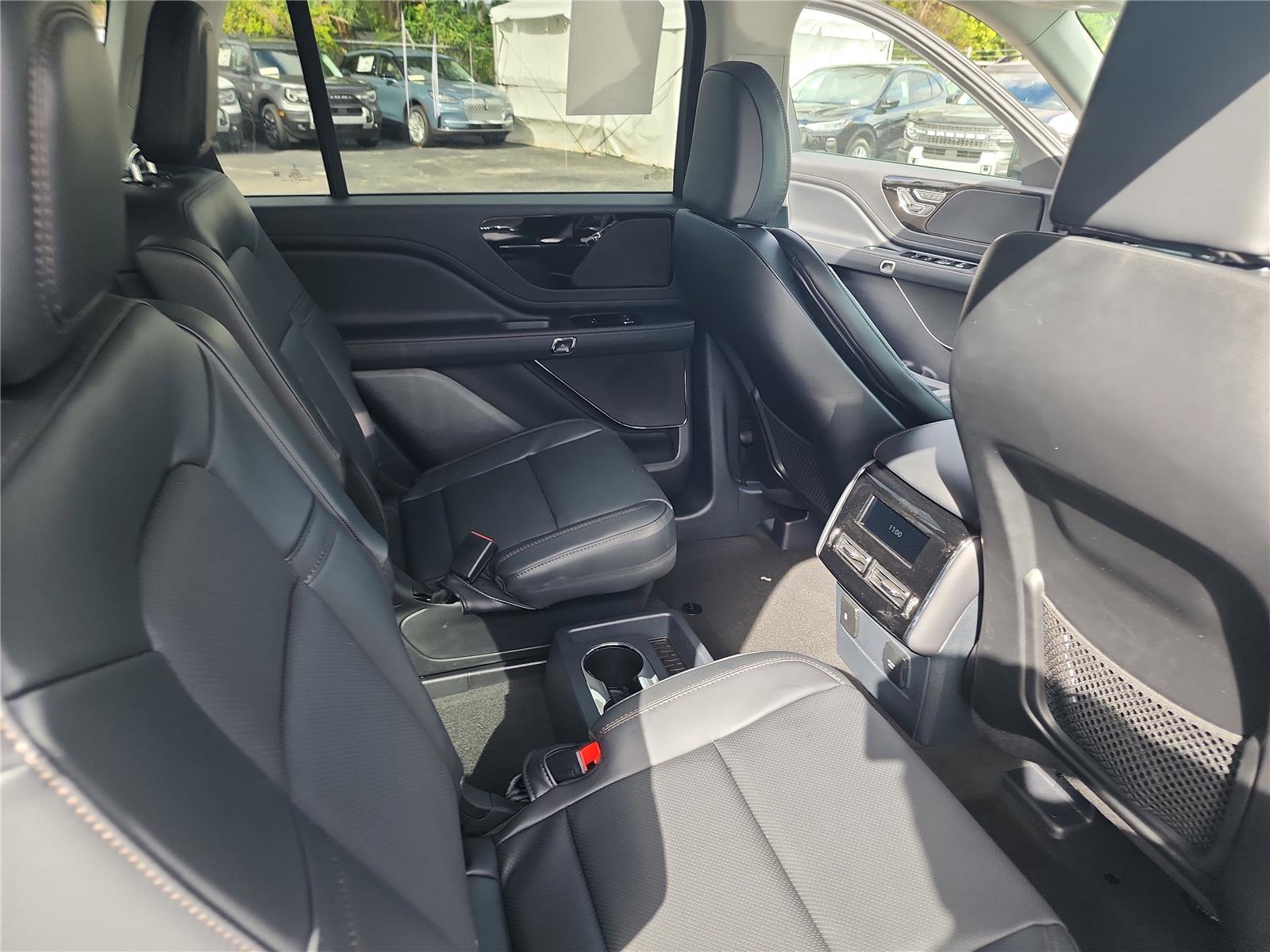 New 2026 Lincoln Aviator 2WD image 20