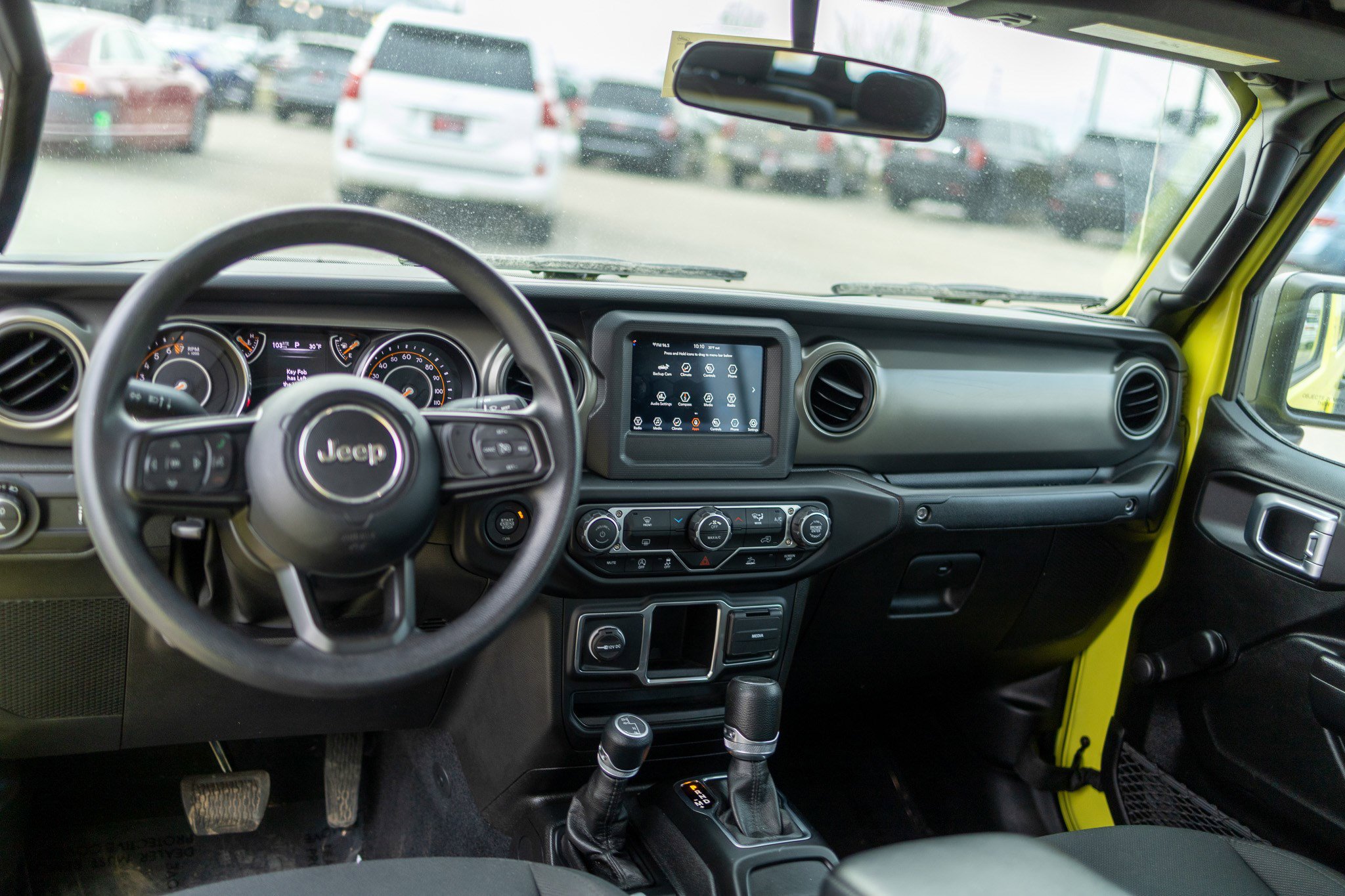 Used 2023 Jeep Gladiator Sport image 33