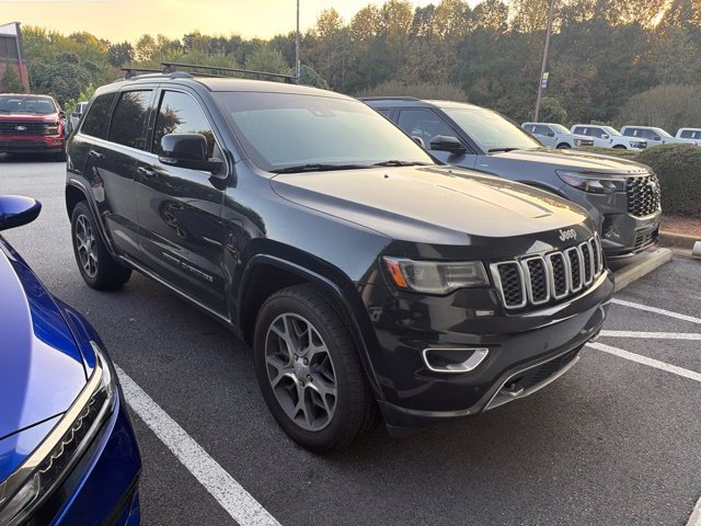 Used 2018 Jeep Grand Cherokee Limited AWD/4WD image 11