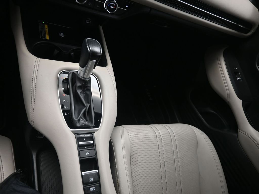 Used 2023 Honda HR-V EX-L image 9