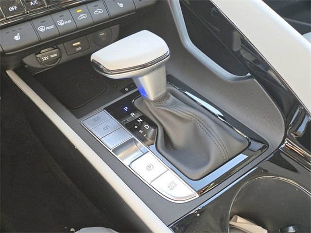 New 2025 Hyundai Elantra Limited image 23