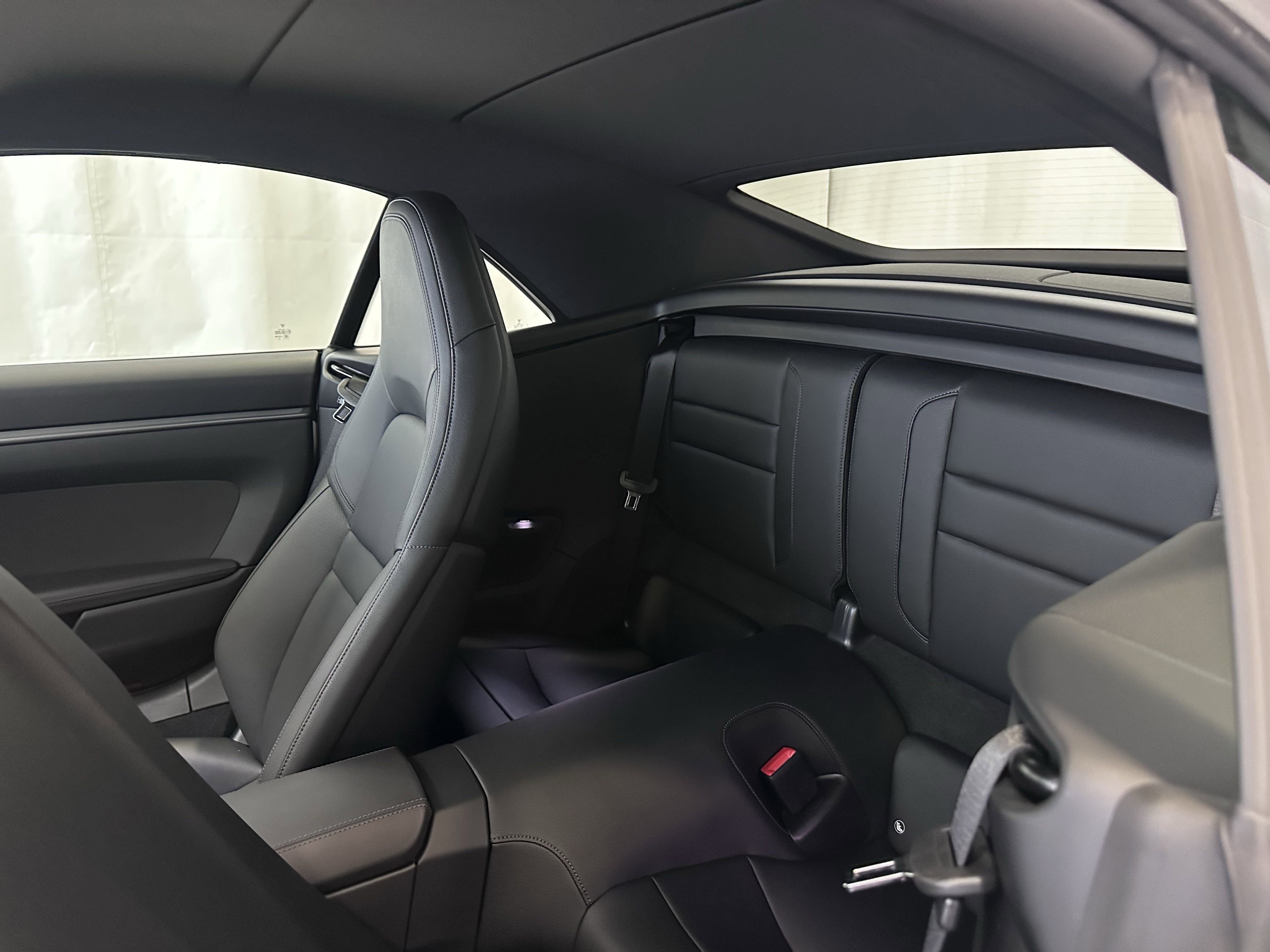 Used 2023 Porsche 911 Carrera image 29