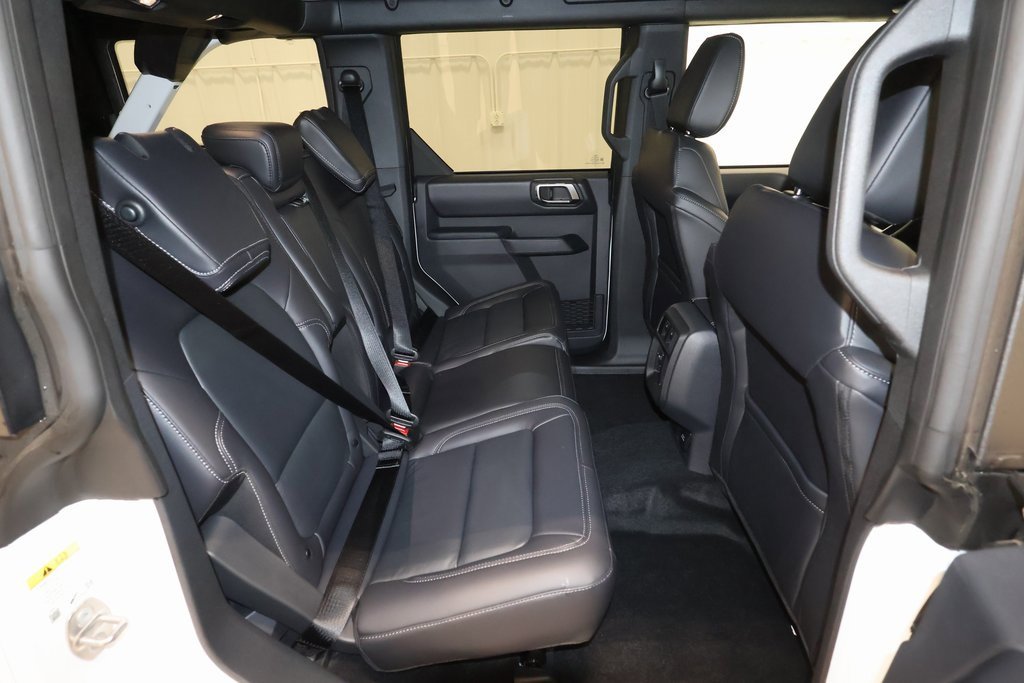 New 2025 Ford Bronco Outer Banks image 13