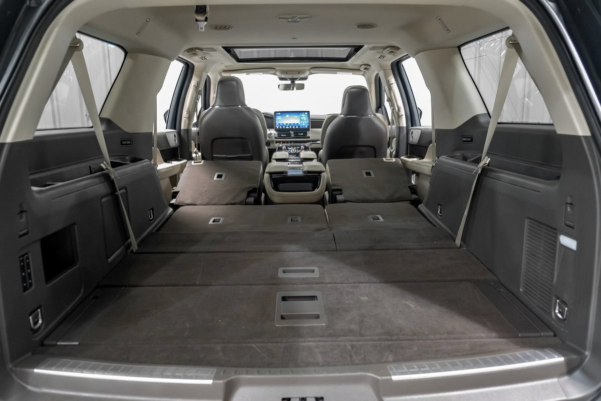 Used 2022 Lincoln Navigator L Reserve AWD/4WD image 62