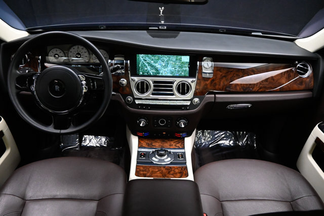 Used 2012 Rolls-Royce Ghost RWD image 3