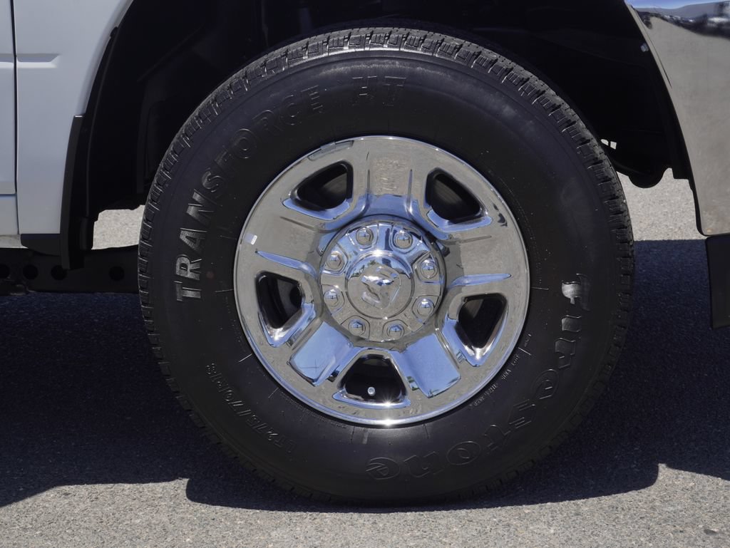 Certified 2024 RAM 2500 Tradesman w/ Chrome Appearance Group AWD/4WD image 10